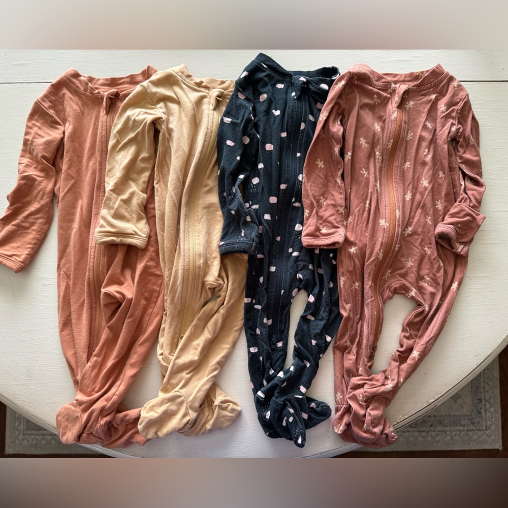 Wildbird brand Set of 4 Footed PJs